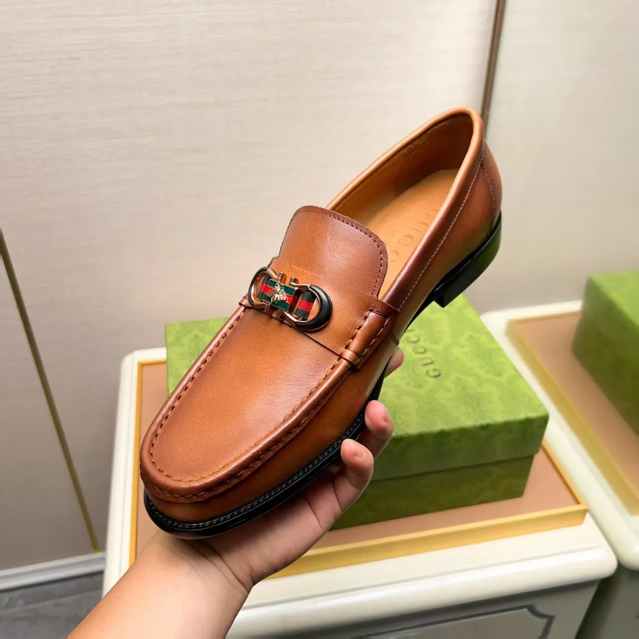 Men's men's shoes 💰460 🆘【GUCCI】Gucci ·🐂里· Hot-selling pea shoes top brand luxury, top quality, the latest fashion pea shoes.. The upper is made of original first-layer cowhide. (Full first-layer water-dyed 🐂 leather·inner). The original stylish and stylish soft rubber wear-resistant and non-slip outsole is light and comfortable on the foot, available in 3 colors! Matching code: 38-44 (customized at 45.46.47)